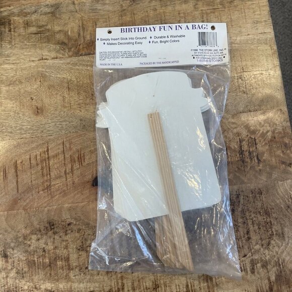 Vintage CLOWN BIRTHDAY SIGNS Party Crowns Sidewalk Greetings Ground Stakes Set 6 - Picture 5 of 9